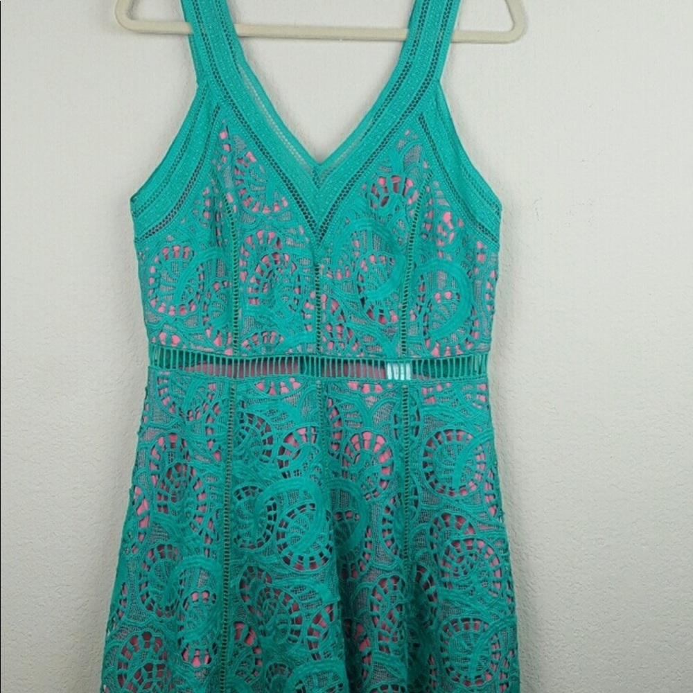 NWT GIANNI Bini dress- size L